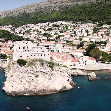 Apartman Seistanca Lux -old Entrance *