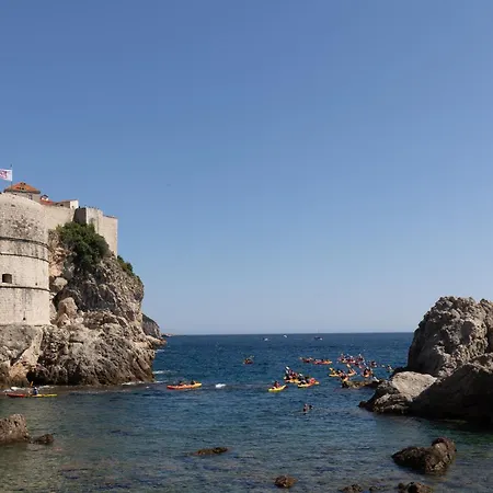 Διαμέρισμα Seistanca Lux -old Entrance *