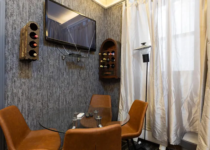 Seistanca Lux -old Entrance Διαμέρισμα *