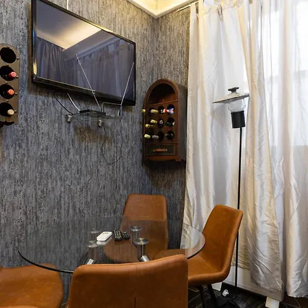 Seistanca Lux -old Entrance Апартаменты *